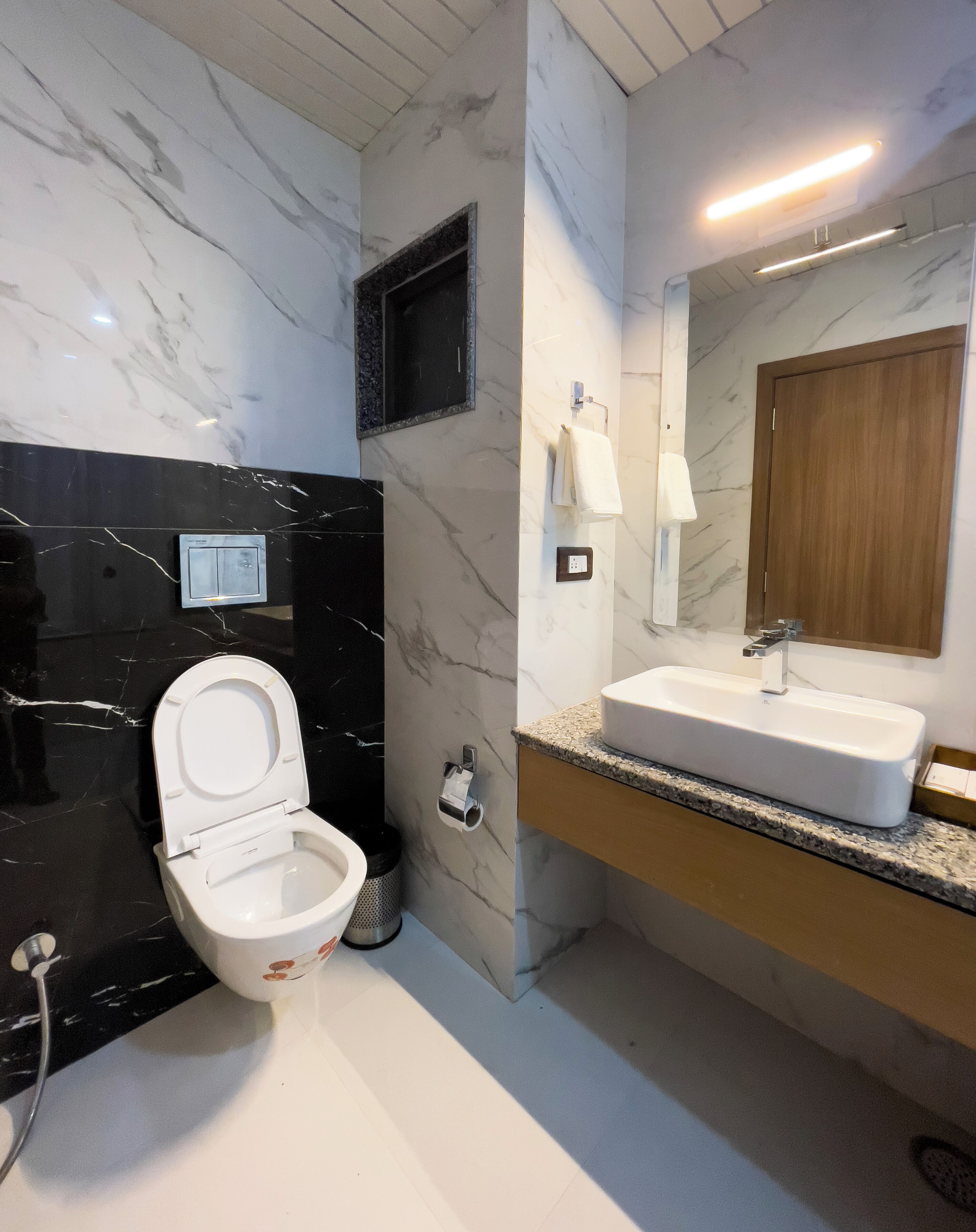 Foto - Cosmos Westend City Centre