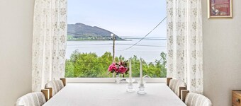 6 Person Holiday Home in Aram-by Traum