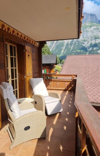 Chalet Brunnen 1st Floor