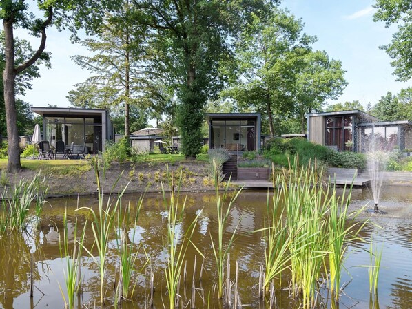 Chalet | Exterior - Modern Chalet With Dishwasher (Lunteren)