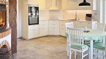 House | Private kitchen