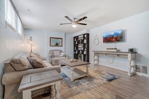 Télévision de 43 pouces avec chaînes par câble