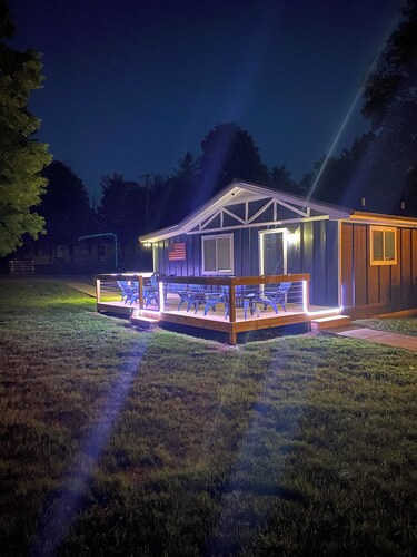 Cozy Cabin at Villager Resort on Lake Cumberland KY