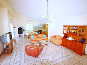 House | Living room - Holiday Home in Floridia With Private Pool (Floridia)