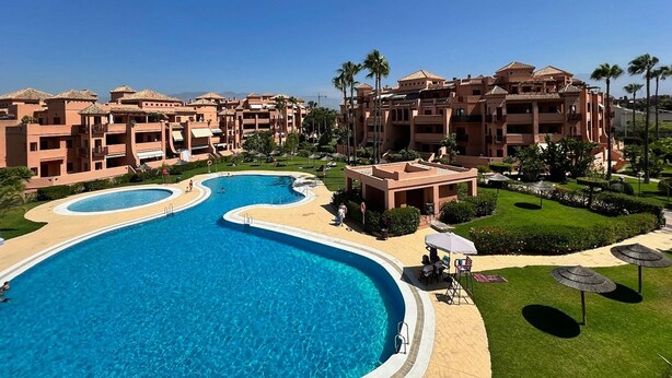 Apartment | Pool - Rooftop Pool With Views (Motril)