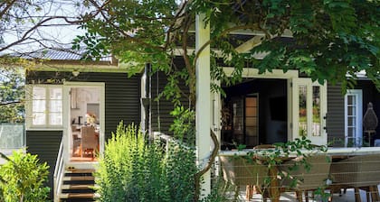 Luxurious Escape for Families & Groups on outskirts of Toowoomba