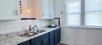 Entire apt near Olmstead Delaware park, North Buffalo, Zoo, UB & 2 Hosp.