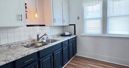 Entire apt near Olmstead Delaware park, North Buffalo, Zoo, UB & 2 Hosp.