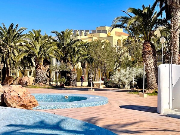 Pool - Apartment in Roquetas Near the Beach (Roquetas de Mar)