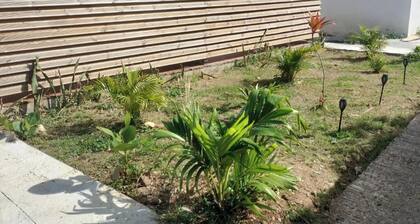 Studio Sleeps 2 with Balcony