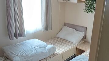 2 bedrooms