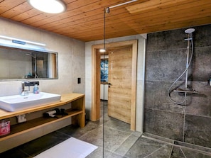 House | Bathroom - Spacious Holiday Home in Distelberg With Sauna (Aschau Im Zillertal)