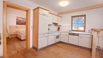 Apartment | Dining