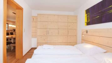 Apartment | 2 bedrooms, bed sheets