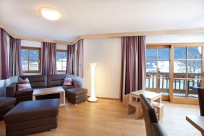 Apartment | Living area - Apartment in Wald im Pinzgau Near the ski Lifts (Wald im Pinzgau)