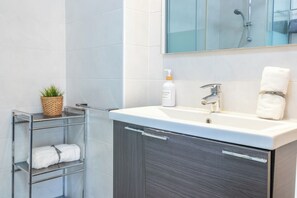 Haartrockner, Handtücher