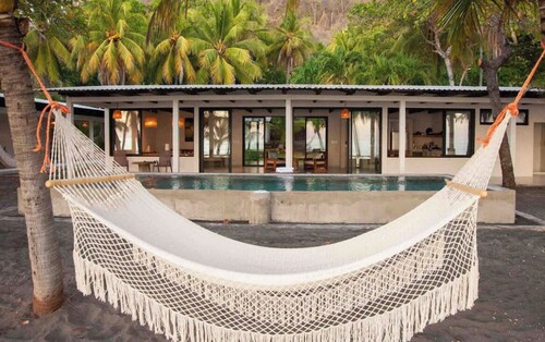 Modern Beachfront Villa on 1 acre 