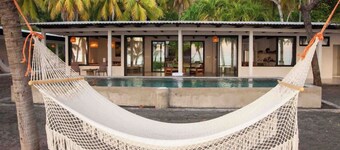 Modern Beachfront Villa on 1 acre 