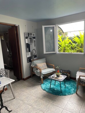 Interior - Saphir et sa Piscine à Débordement 3D Avec Bar à Punch Intégré (Saint-Joseph (Martinique))