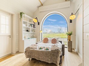 Hus | 1 soverom, individuelt innredet og sengetøy