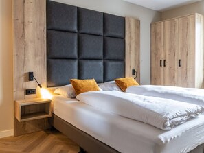 Apartment | 3 bedrooms, individually furnished - Stylish Apartment With Sauna, ski Lift at 600 m (Schruns)