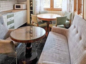 House | Dining - 4 Person Holiday Home in Grodinge (Grodinge)