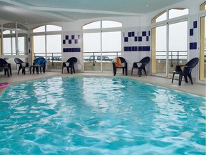 Apartment | Pool - Apartment in France With Sea View (Cayeux-sur-Mer)