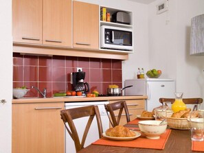 Apartment | Eigene Küche | Hochstuhl