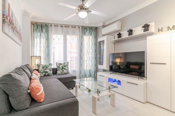 House | Living area - Apartment in Granada Near Alhambra (Granada)