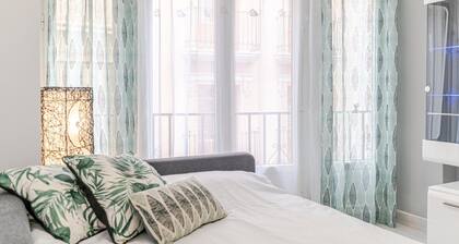 Apartment in Granada Near Alhambra