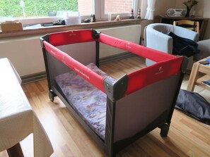 บ้านพัก | 2 ห้องนอน, ตกแต่งพิเศษโดยเฉพาะ, เตารีด/โต๊ะรีดผ้า