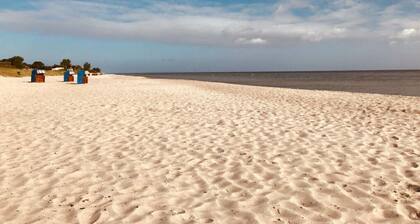 Welcoming Holiday Home by the Baltic Sea