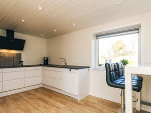 House | Interior - 4 Person Holiday Home in Ostervra (Østervrå)