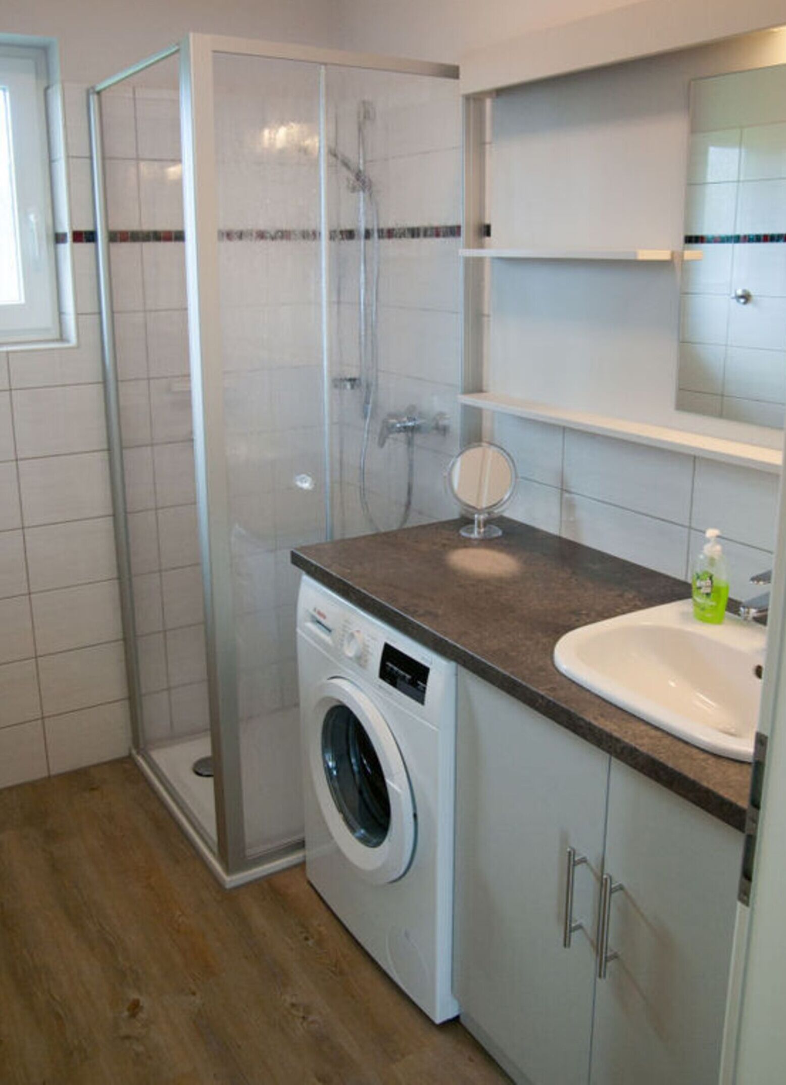 House | Private kitchen | Electric kettle, toaster, high chair