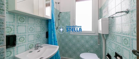 Dusche, Bidet