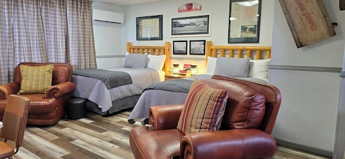 The Station at Carls Cabins