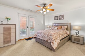 1 bedroom, in-room safe, iron/ironing board, WiFi