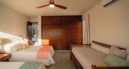 Villa Yakunah|5min walk to lagoon oasis|WIFI|AC
