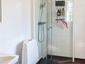 House | Bathroom