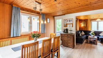 House | Dining