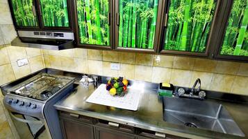 Microwave, oven, stovetop