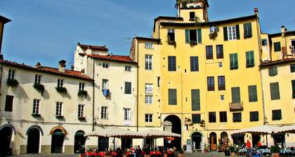 Charming Mansion in Lucca