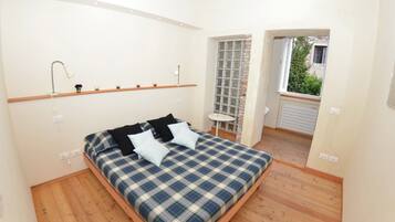 2 bedrooms