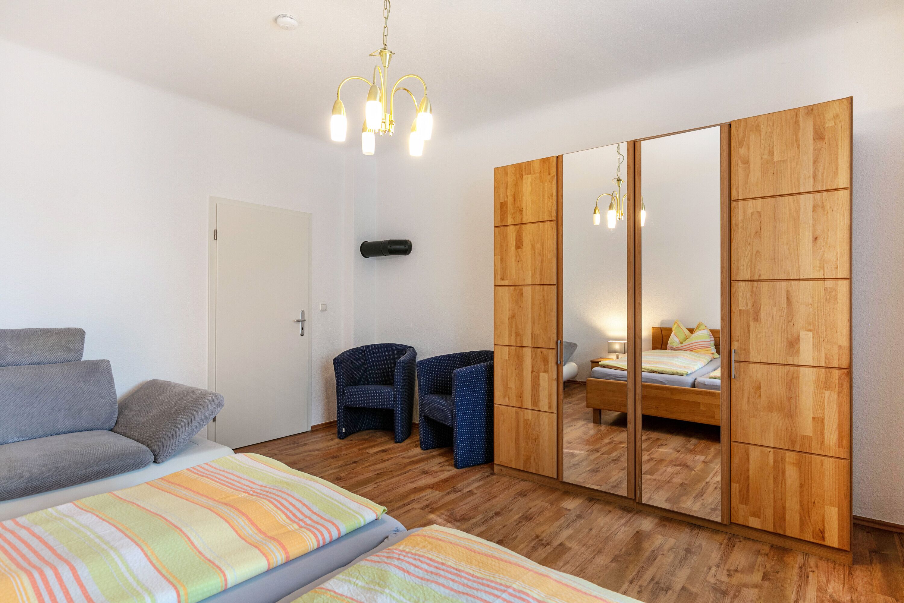 2 habitaciones, wifi gratis y ropa de cama 