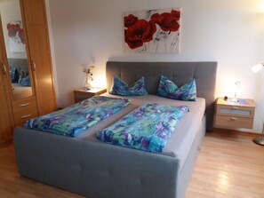 1 camera, Wi-Fi gratuito, lenzuola