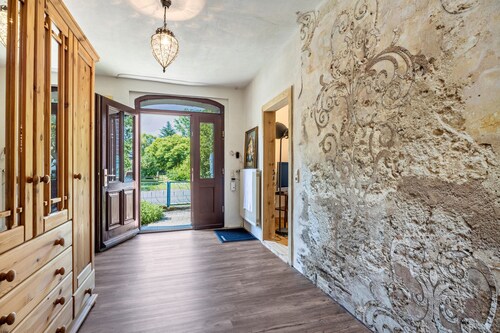 Apartment 'Kleines Glück' with Private Garden and Wi-Fi