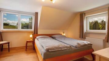 3 Schlafzimmer, Bügeleisen/Bügelbrett, kostenloses WLAN, Bettwäsche