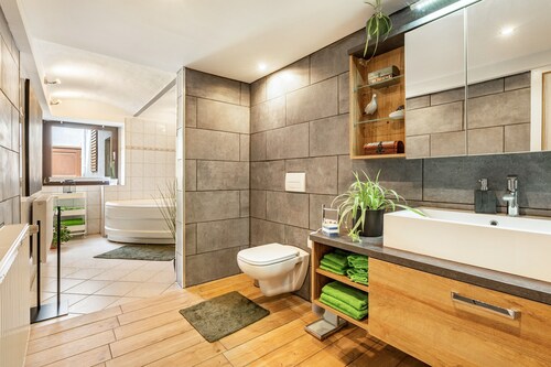 Ferienwohnung Am Mühlbach" mit privater Terrasse und WLAN