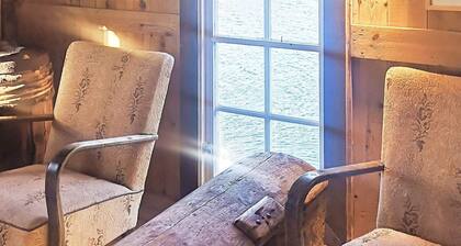 6 Person Holiday Home in Vega