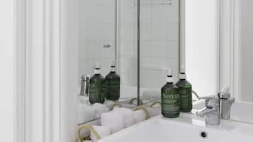 Superior Studio | Bathroom | Shower, hair dryer, towels, soap